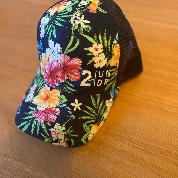 2Undr Full Print Hat Tahiti (Navy Blue) - Picture 3 of 5